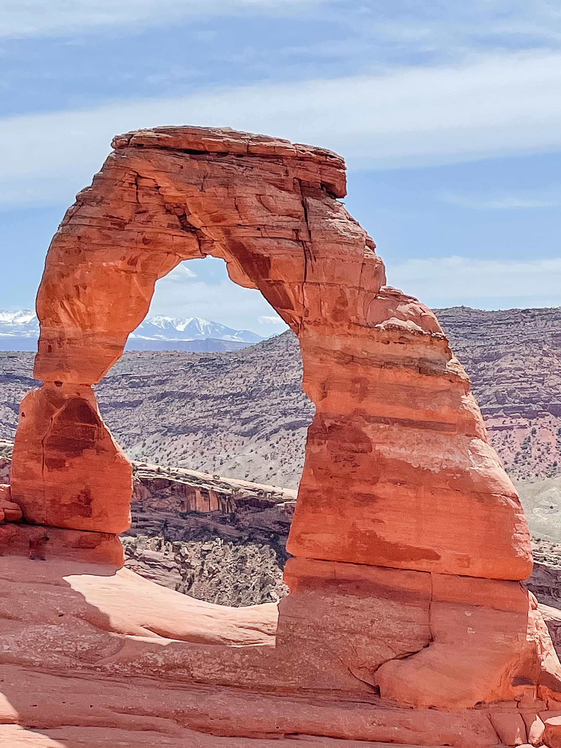delicate arch at Arches National Park in Utah