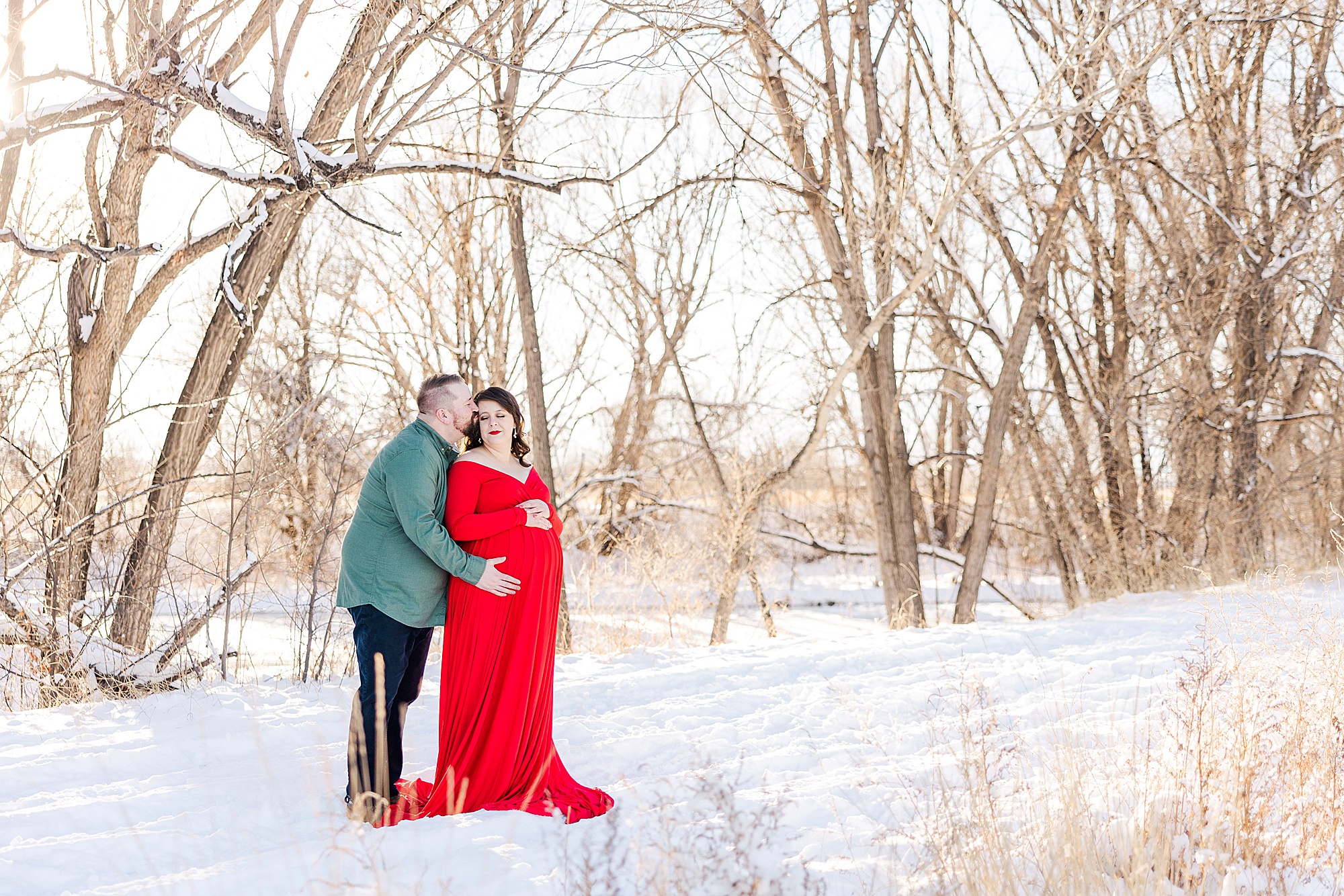outdoor winter maternity session in Longmont CO