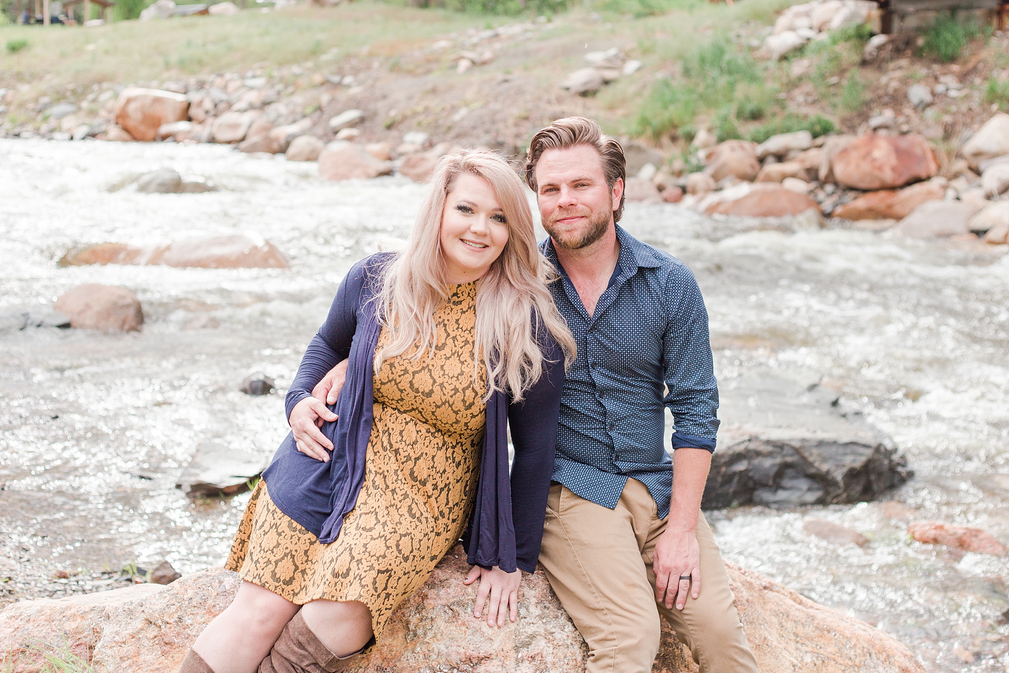 CO family photographer captures extended family at Viestenz-Smith Park in Loveland, CO