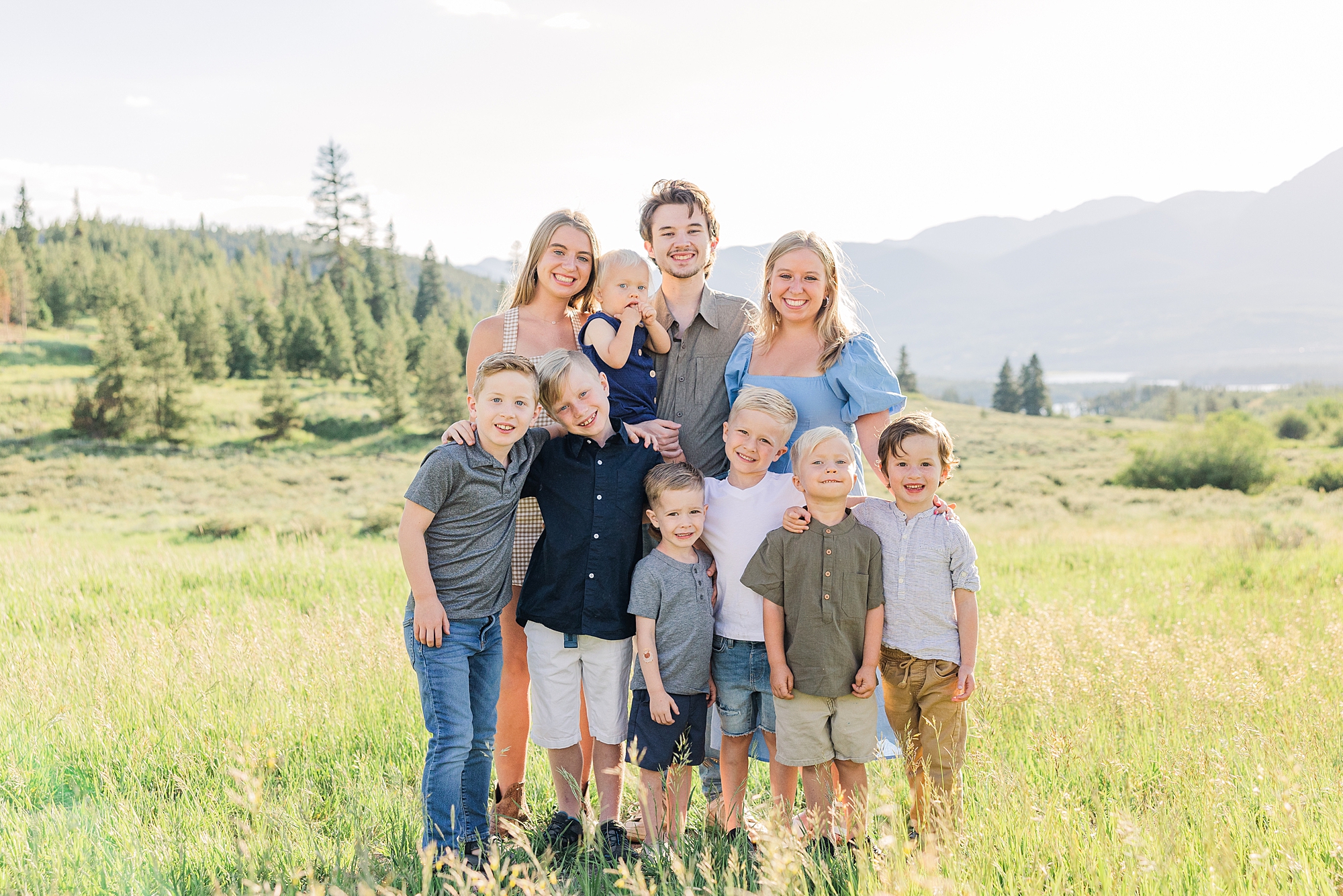 scenic Dillon CO extended family session