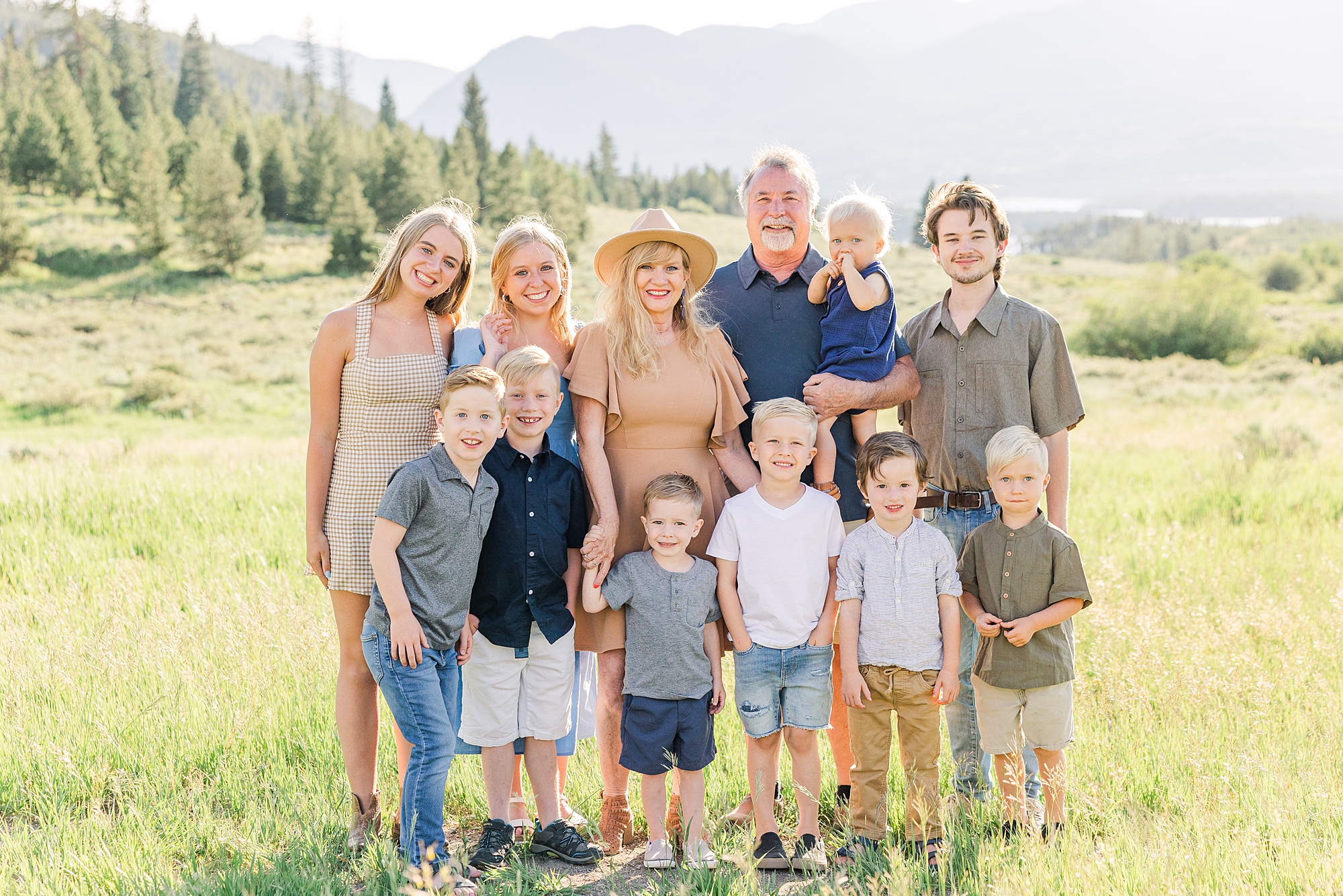 Extended Family Session in Dillon CO 
