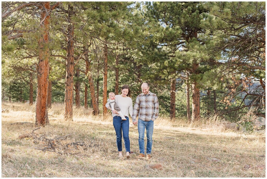 Tips for Family Photography: Posing and Location Tricks to Tame the Wind