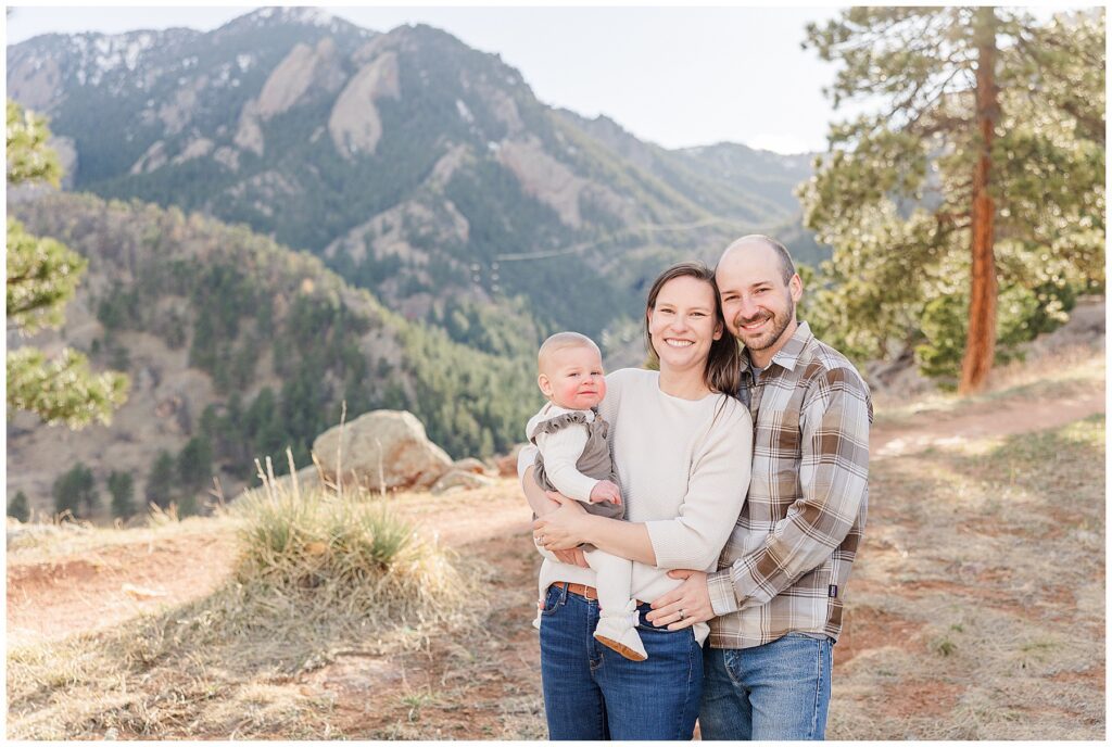 Tips for Family Photography: Posing and Location Tricks to Tame the Wind